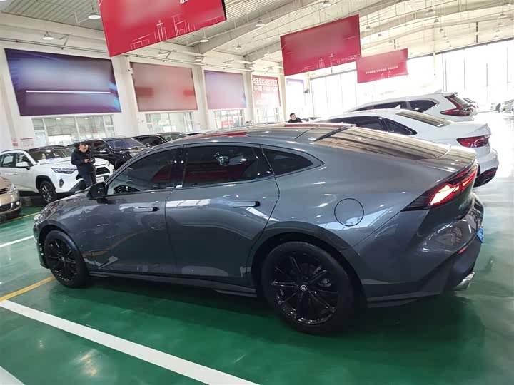 Фото 5 - Changan UNI-V