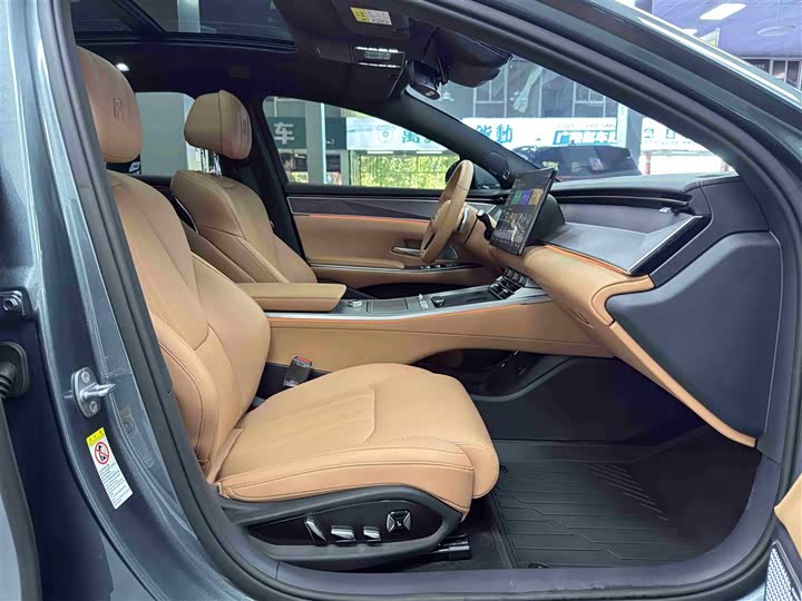 Фото 9 - BYD Han L