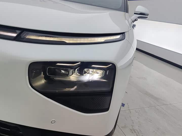 Фото 5 - XPeng G9