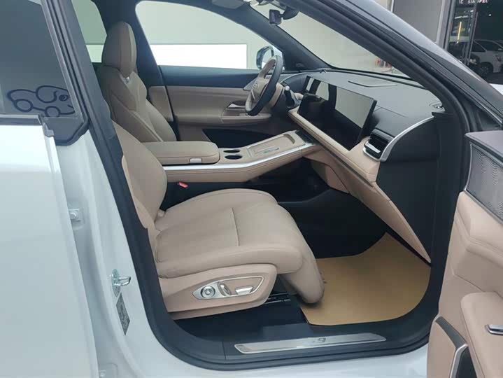 Фото 8 - XPeng G9