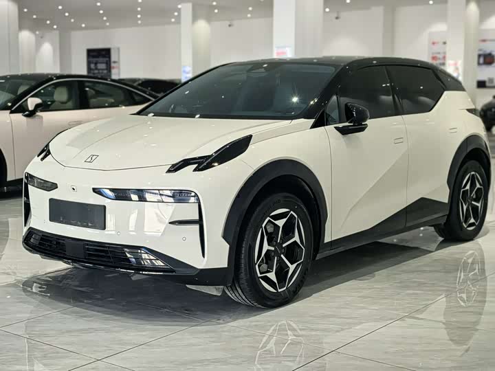 Фото 1 - Zeekr X