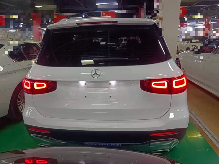 Фото 6 - Mercedes-Benz GLB-Class