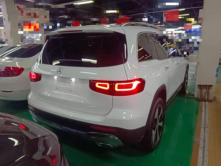 Фото 7 - Mercedes-Benz GLB-Class