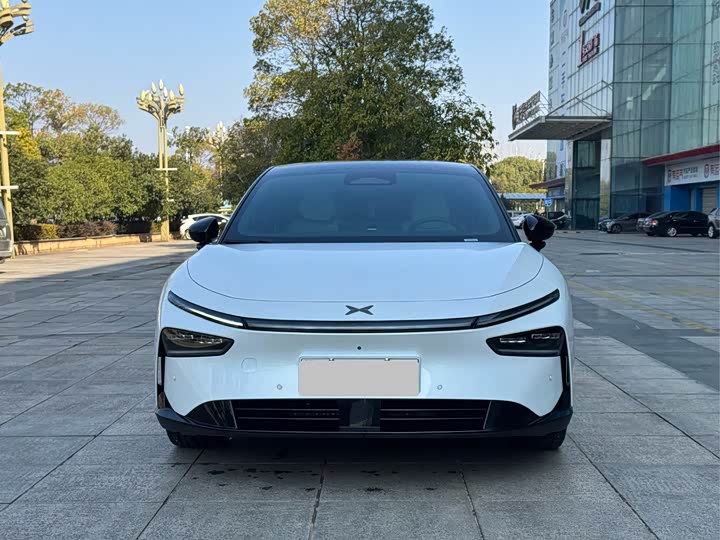 Фото 2 - XPeng F57