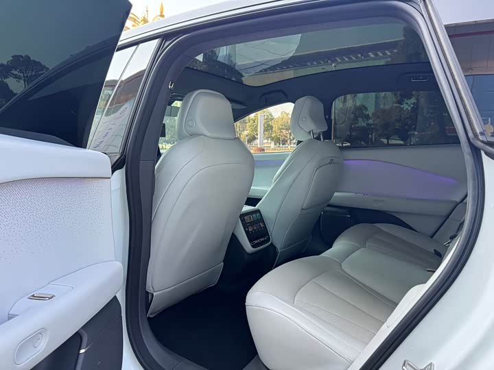 Фото 4 - XPeng F57