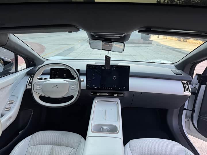 Фото 6 - XPeng F57