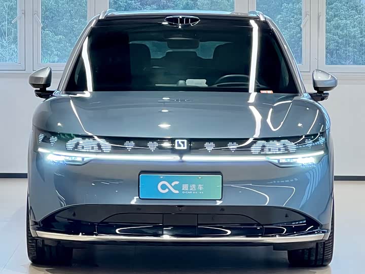 Фото 2 - Zeekr 7X