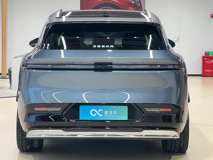 Фото 6 - Zeekr 7X