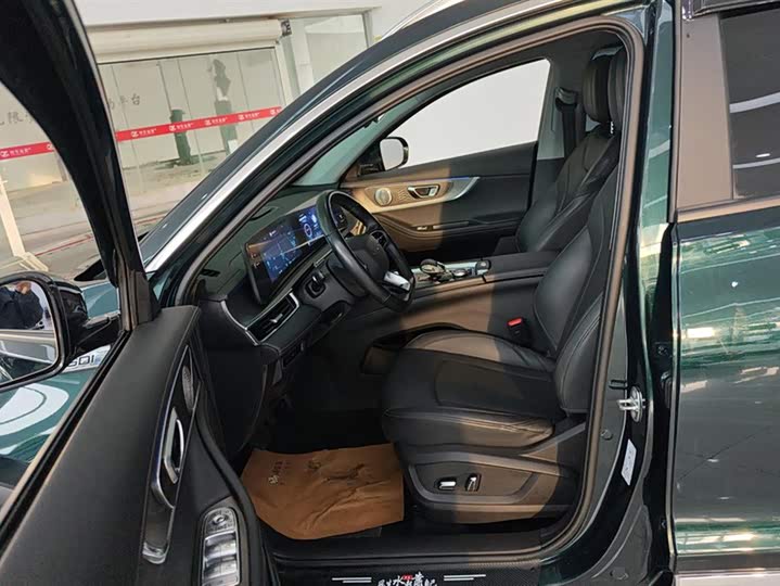 Фото 9 - Chery Tiggo 8 Pro