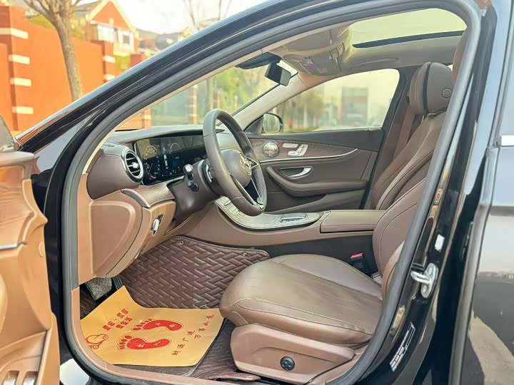 Фото 4 - Mercedes-Benz E-Class Hybrid