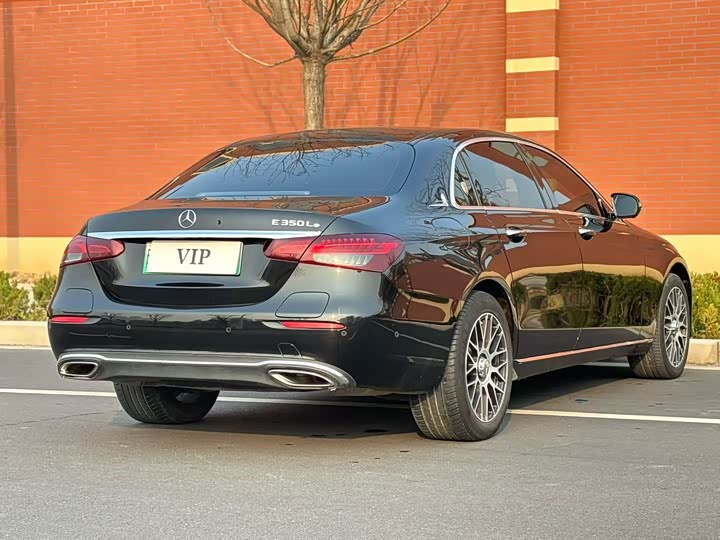 Фото 8 - Mercedes-Benz E-Class Hybrid