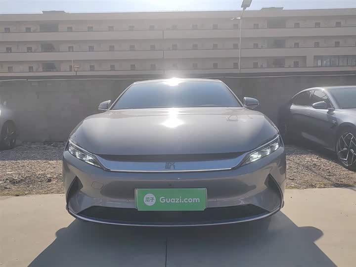 Фото 3 - BYD Han