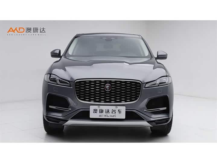 Фото 2 - Jaguar F-Pace