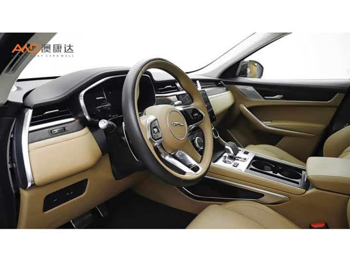 Фото 6 - Jaguar F-Pace