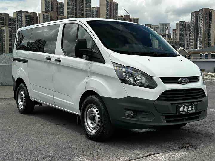 Фото 3 - Ford Transit
