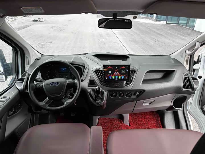 Фото 4 - Ford Transit