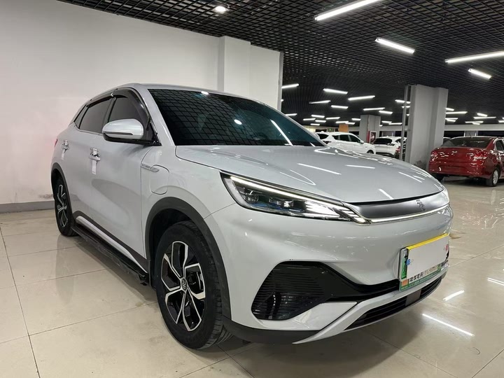 Фото 3 - BYD Yuan Plus