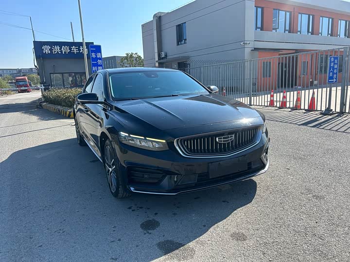 Фото 3 - Geely Preface