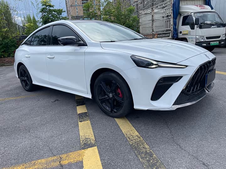 Фото 3 - MG Motor 5 Scorpio