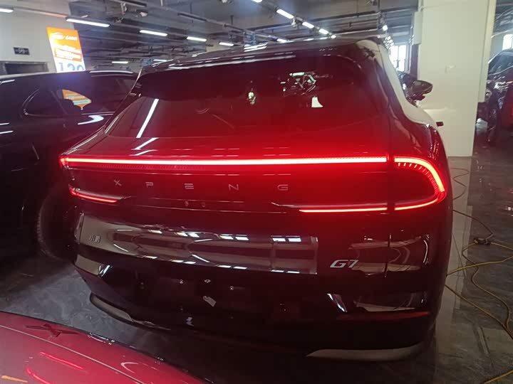 Фото 6 - XPeng G7
