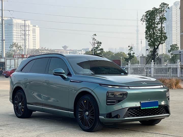 Фото 2 - XPeng G9