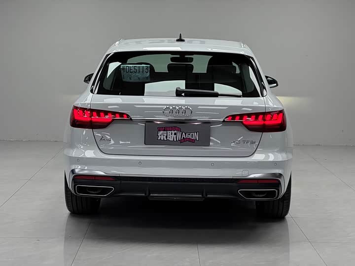 Фото 7 - Audi A4