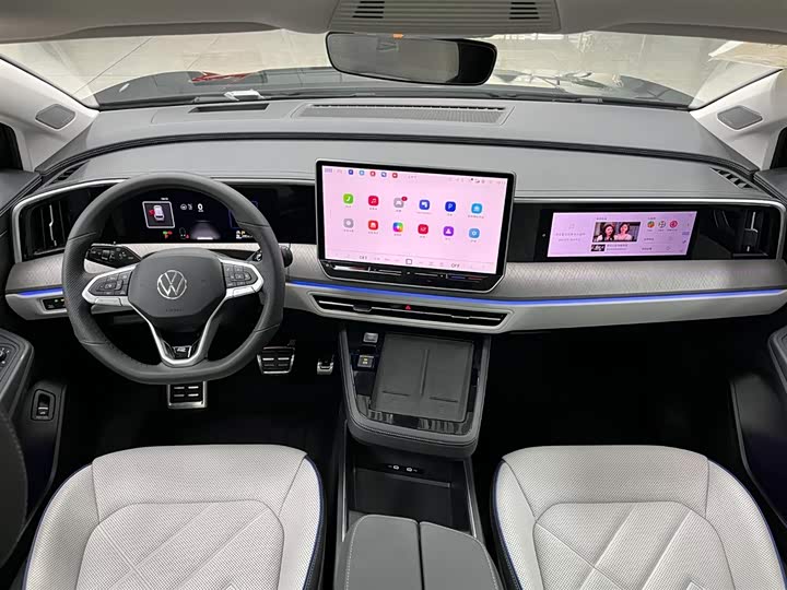 Фото 2 - Volkswagen Talagon