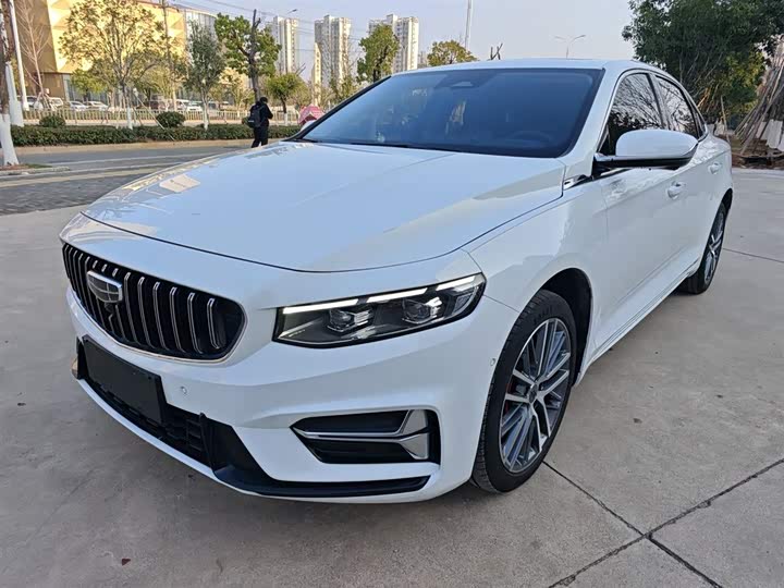 Фото 1 - Geely Preface