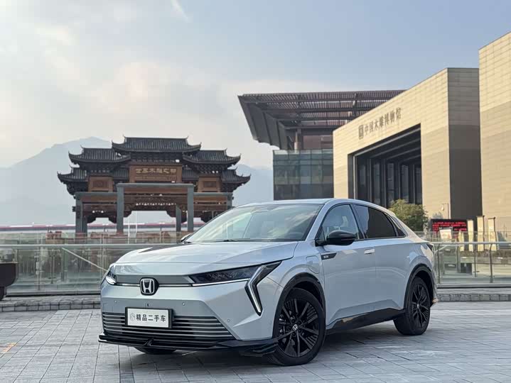 Фото 1 - Honda e:NS2