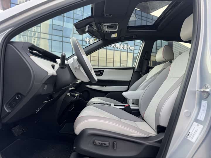 Фото 4 - Honda e:NS2