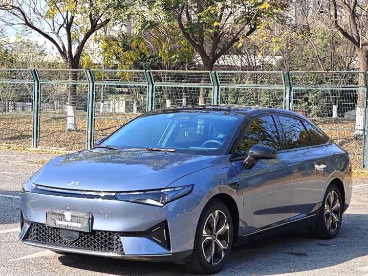 Фото 1 - XPeng P5