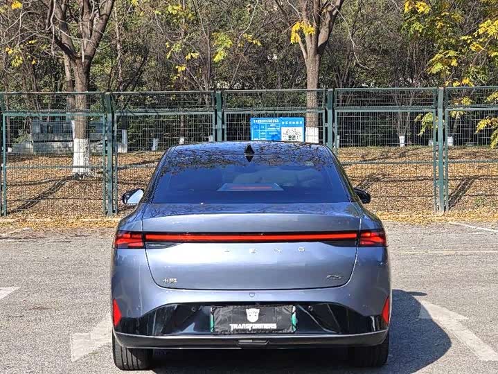 Фото 8 - XPeng P5