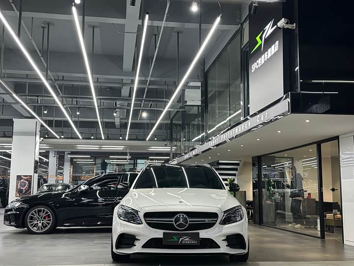 Фото 2 - Mercedes-Benz C-Class AMG