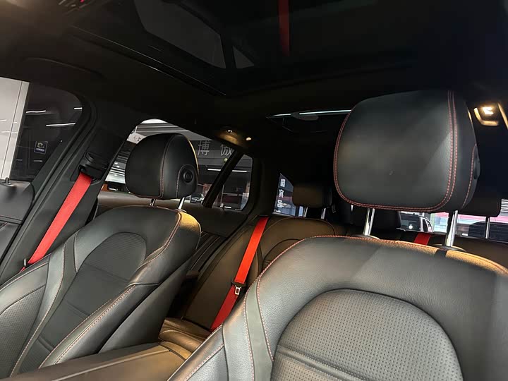 Фото 6 - Mercedes-Benz C-Class AMG