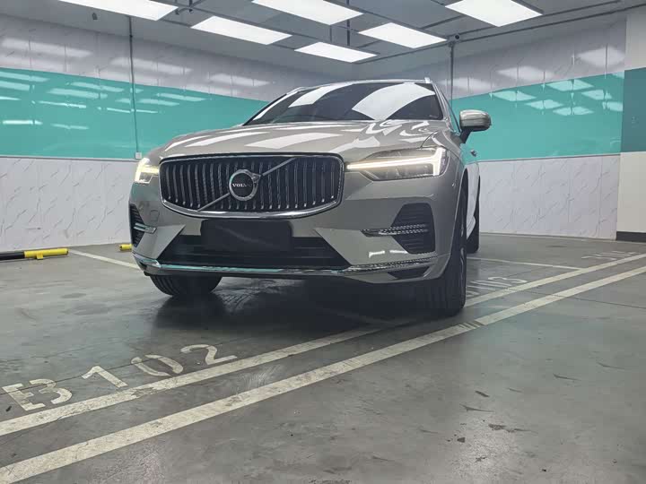 Фото 2 - Volvo XC60