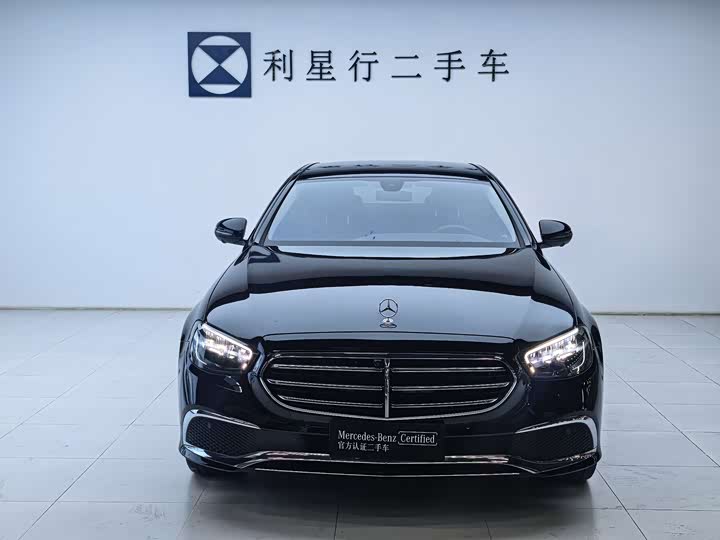 Фото 3 - Mercedes-Benz E-Class