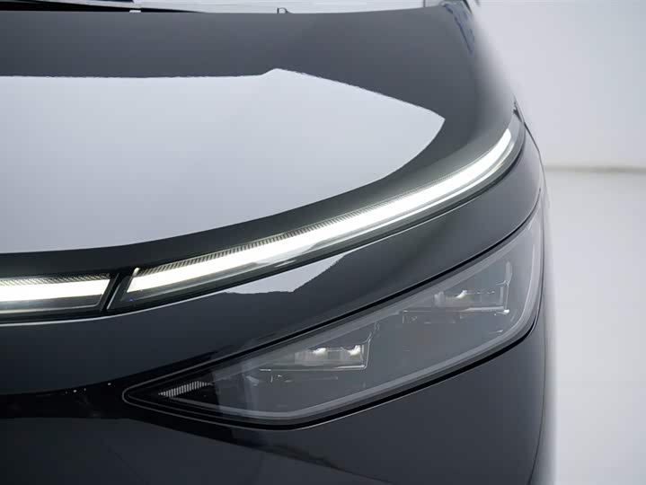 Фото 3 - XPeng X9