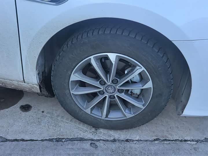 Фото 6 - BYD Qin Plus