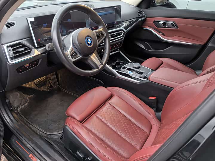 Фото 4 - BMW i3