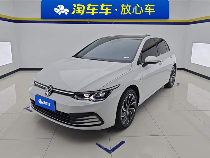 Фото 1 - Volkswagen Golf