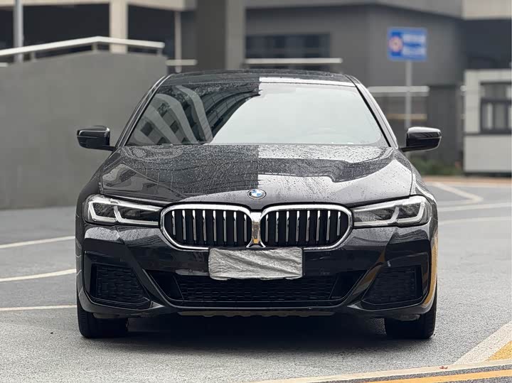 Фото 2 - BMW 5 Series