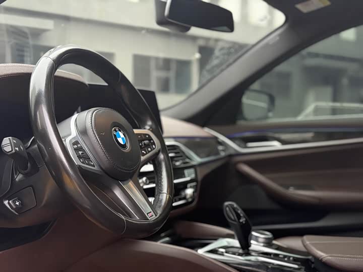 Фото 4 - BMW 5 Series