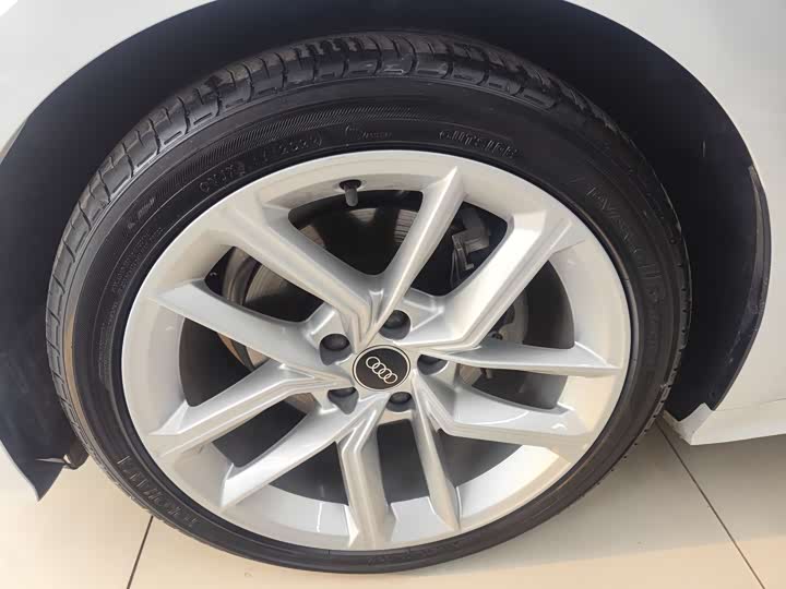 Фото 5 - Audi A5