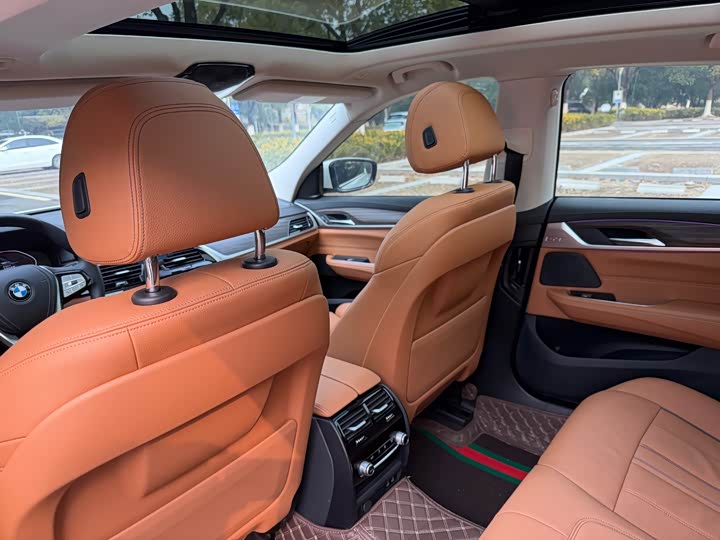 Фото 6 - BMW 6 Series GT