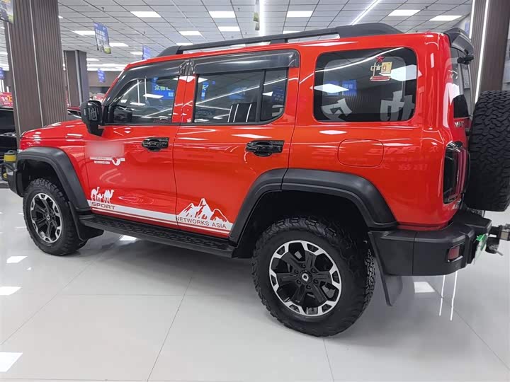 Фото 5 - Tank 300