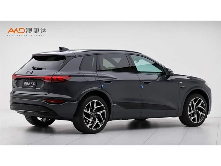 Фото 3 - Audi Q6L e-tron