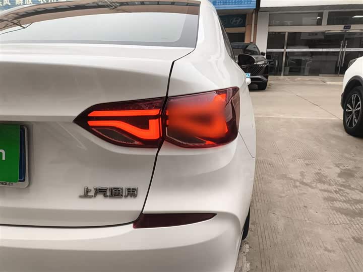 Фото 8 - Chevrolet Monza