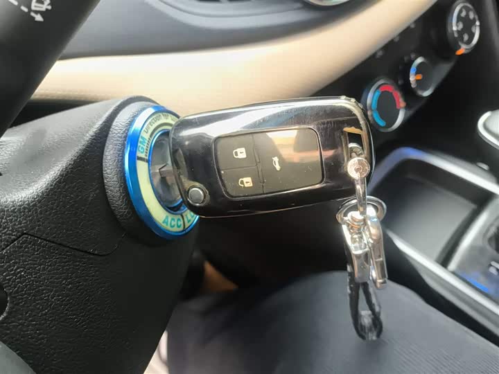 Фото 9 - Chevrolet Monza