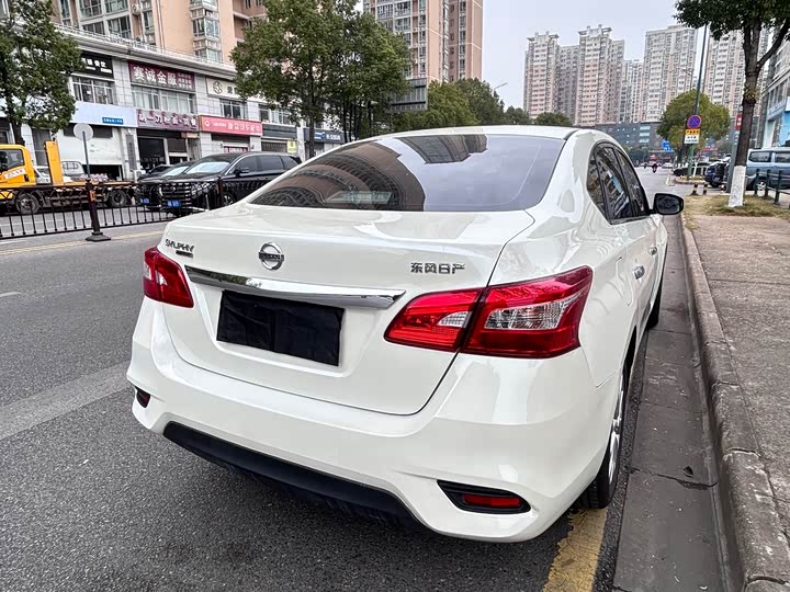 Фото 9 - Nissan Sylphy
