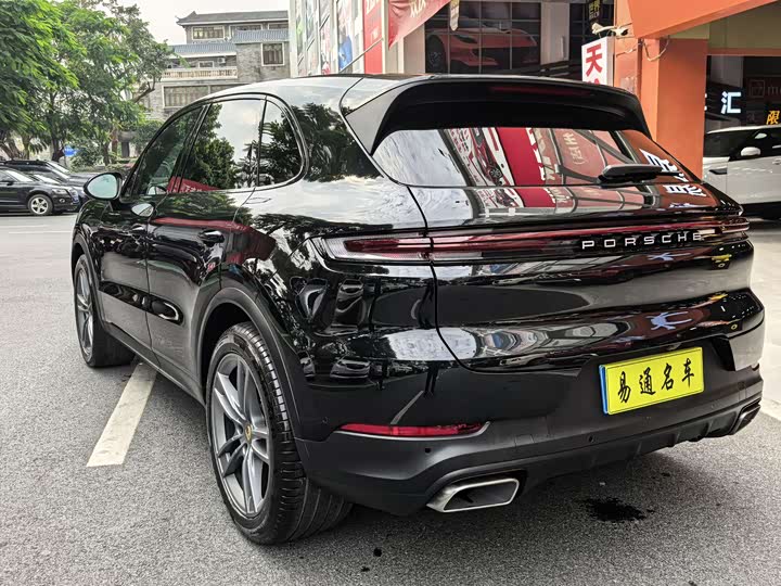 Фото 7 - Porsche Cayenne